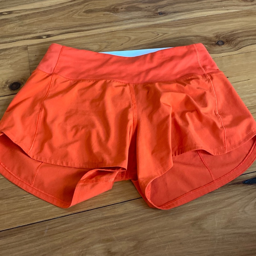 Orange speed up Lululemon size 4 short